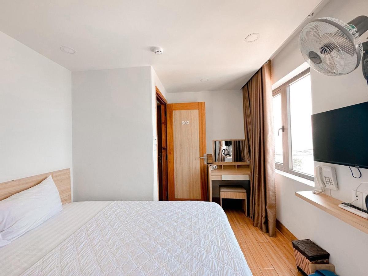 Aqua Seaview Hotel Nha Trang Bagian luar foto