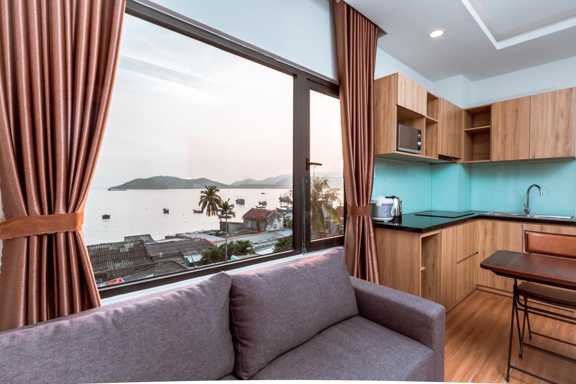 Aqua Seaview Hotel Nha Trang Bagian luar foto